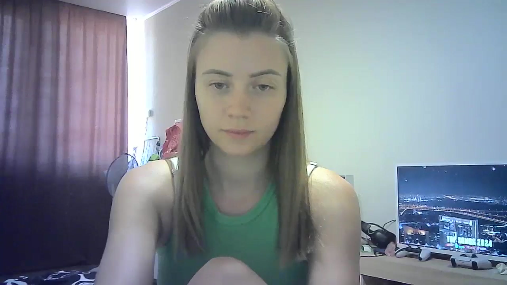 Gallery image thumbnail from Sulfate0's myfreecams stream on, 08/25/2024, 11:16 image 10 of 20
