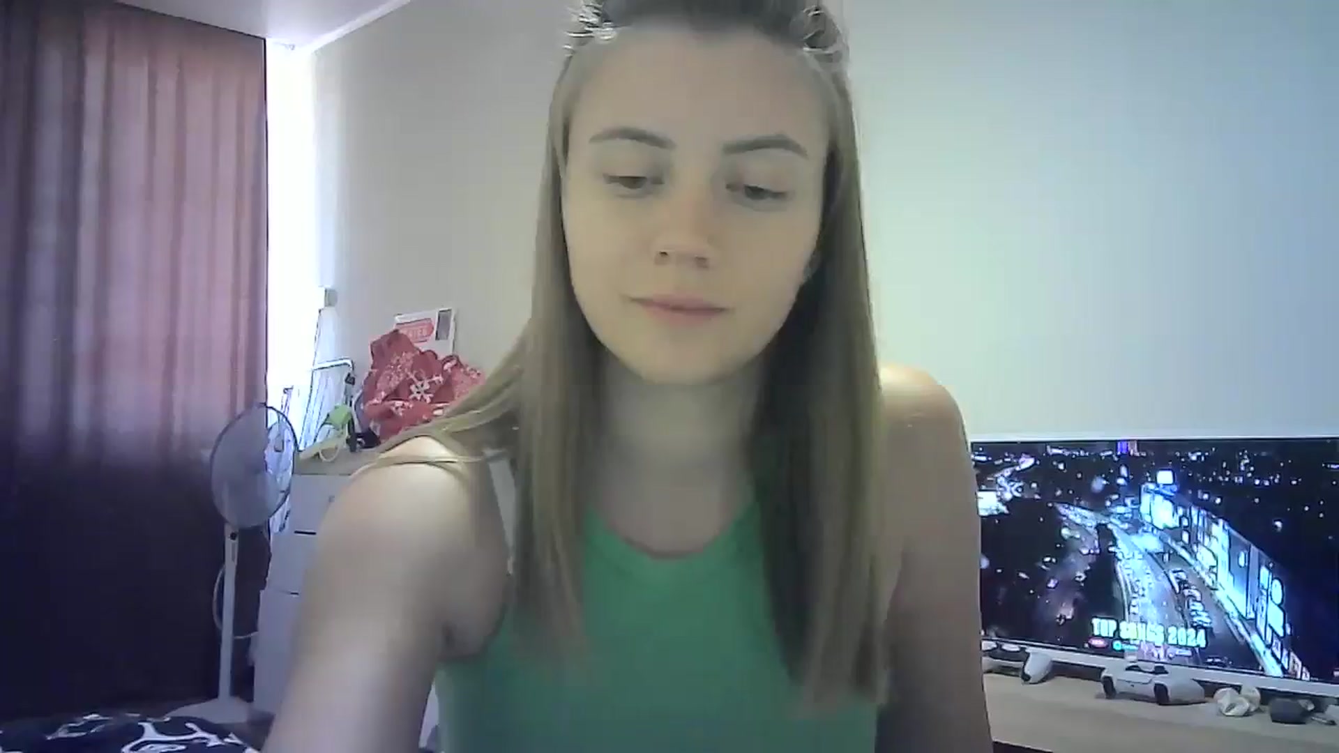 Gallery image thumbnail from Sulfate0's myfreecams stream on, 08/25/2024, 11:16 image 20 of 20