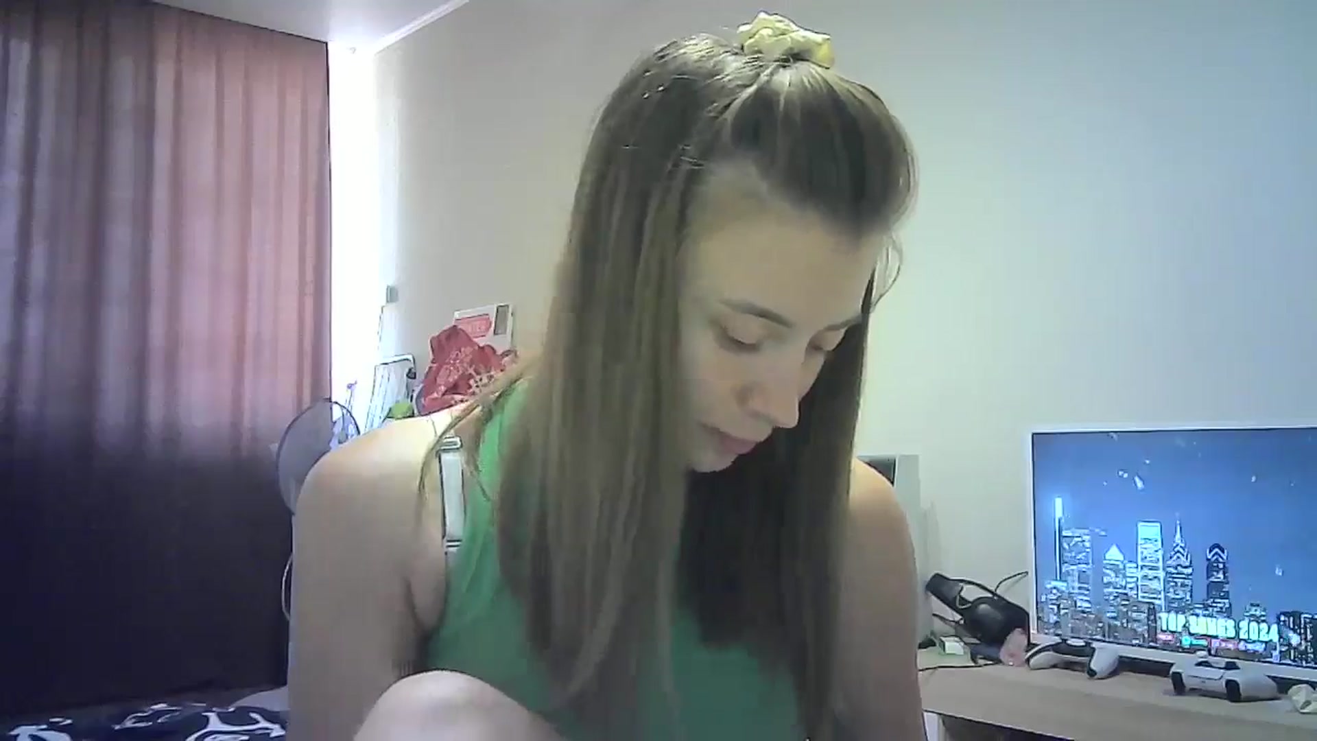 Gallery image thumbnail from Sulfate0's myfreecams stream on, 08/25/2024, 11:16 image 8 of 20