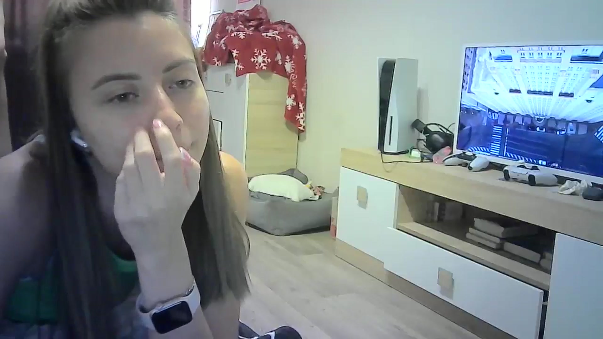 Gallery image thumbnail from Sulfate0's myfreecams stream on, 08/26/2024, 09:06 image 8 of 20
