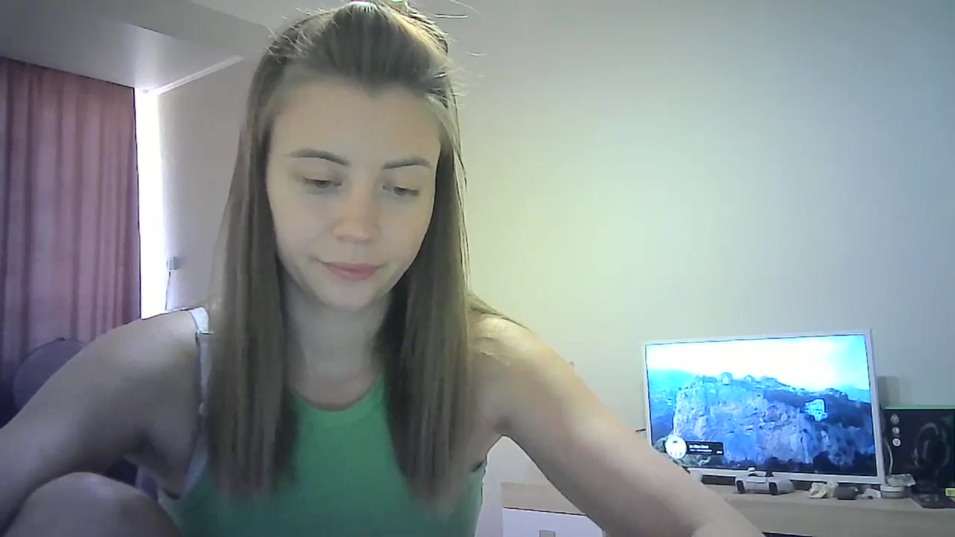 Gallery image thumbnail from Sulfate0's myfreecams stream on, 08/26/2024, 09:35 image 19 of 20