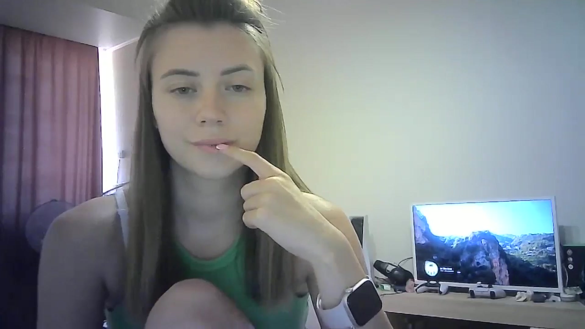 Gallery image thumbnail from Sulfate0's myfreecams stream on, 08/26/2024, 09:35 image 20 of 20
