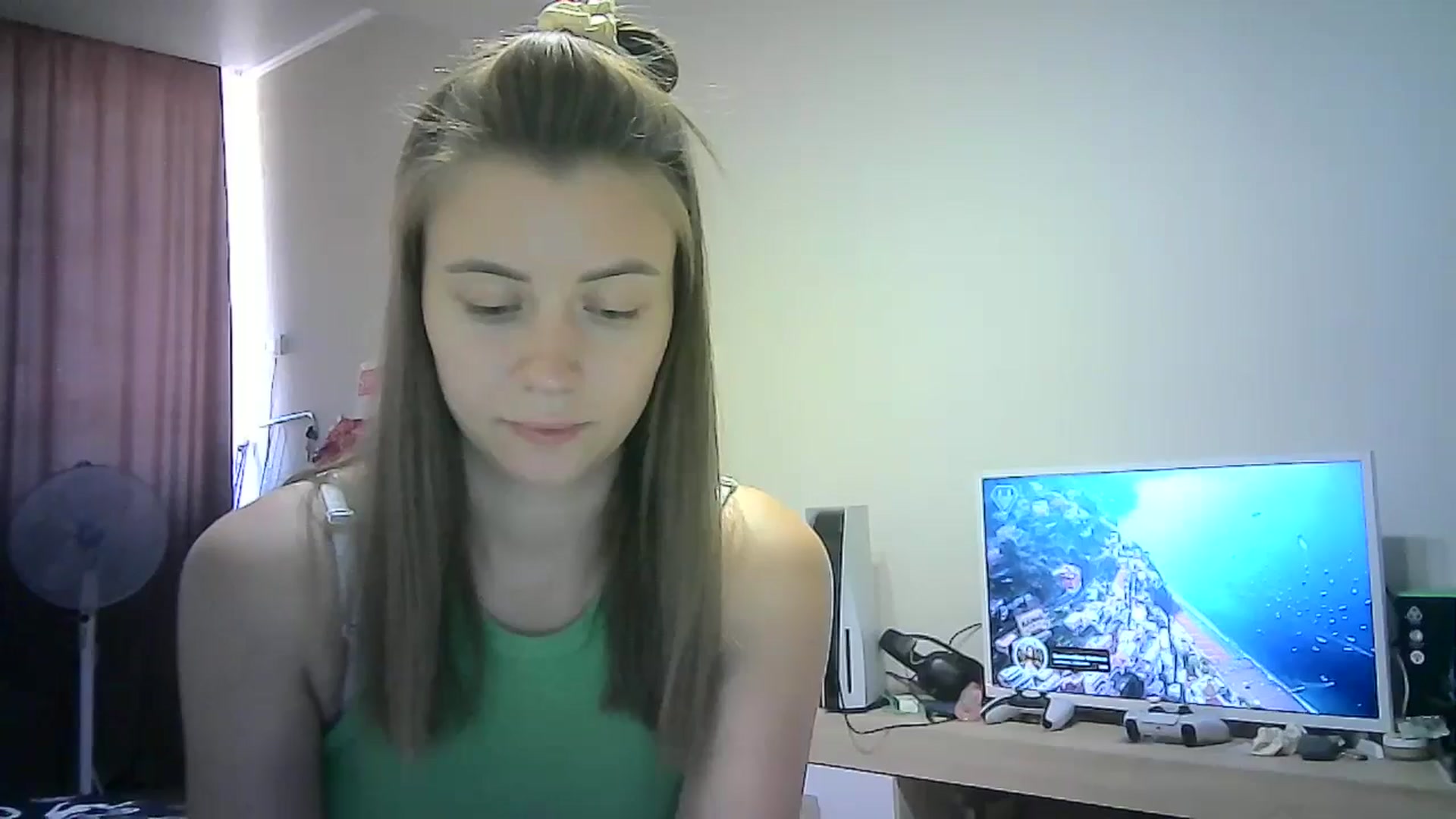 Gallery image thumbnail from Sulfate0's myfreecams stream on, 08/26/2024, 09:35 image 1 of 20