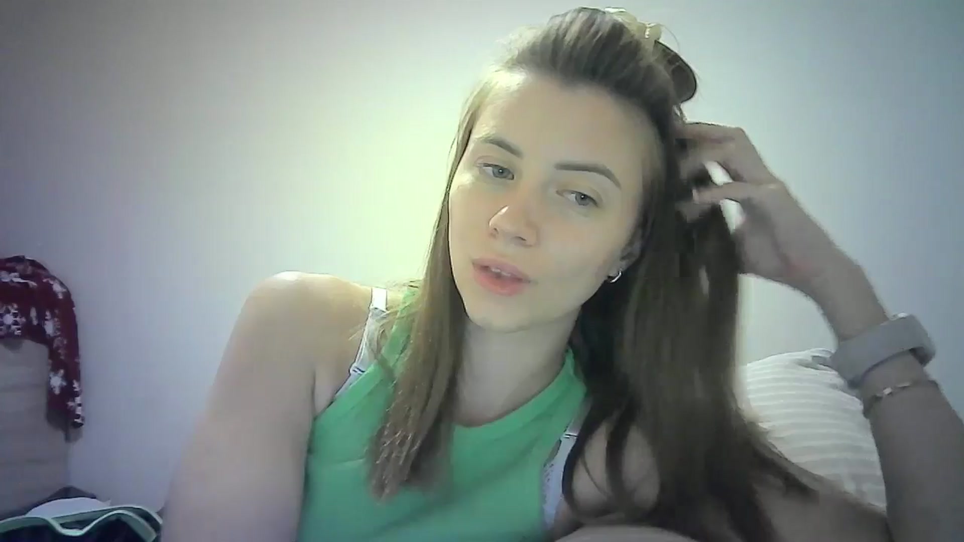 Gallery image thumbnail from Sulfate0's myfreecams stream on, 08/26/2024, 09:35 image 13 of 20