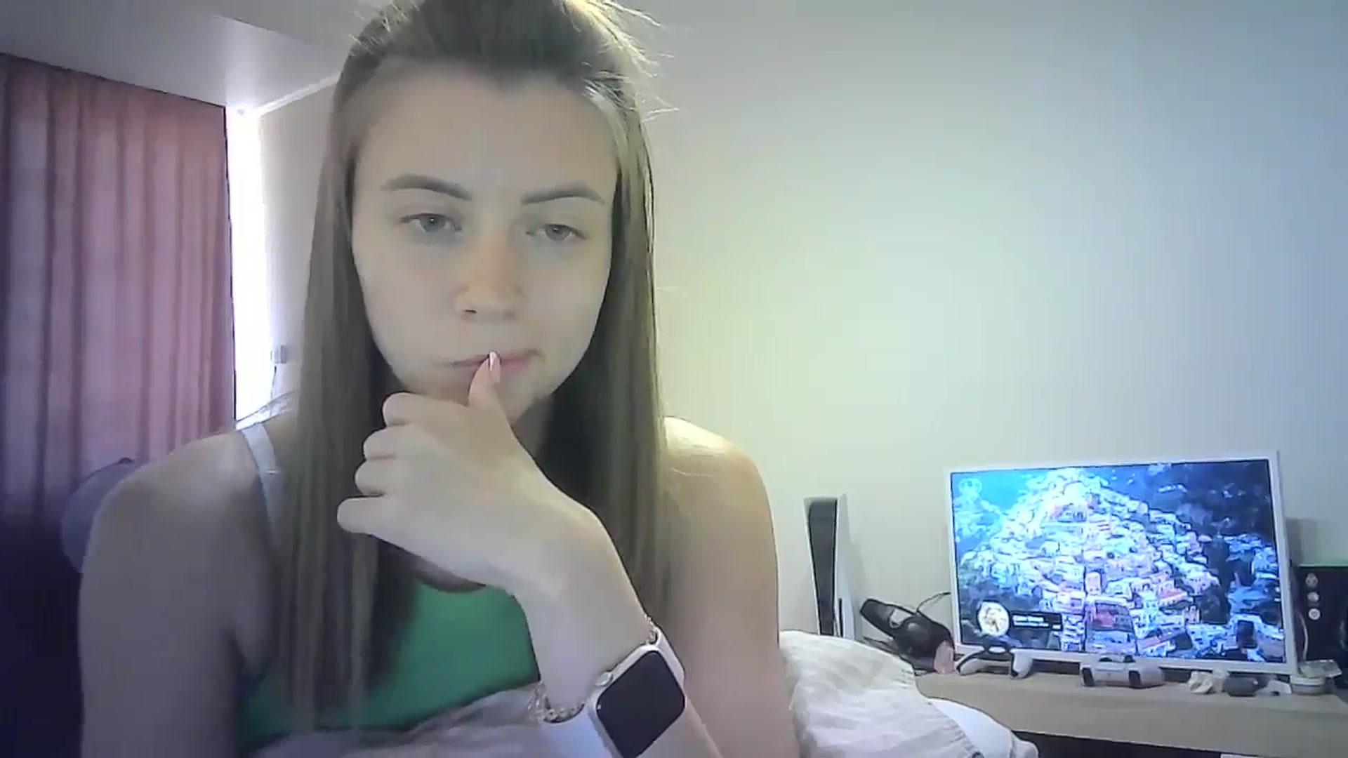 Gallery image thumbnail from Sulfate0's myfreecams stream on, 08/26/2024, 10:02 image 8 of 20