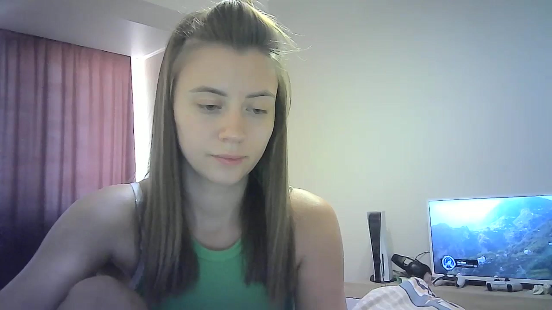 Gallery image thumbnail from Sulfate0's myfreecams stream on, 08/26/2024, 10:02 image 17 of 20