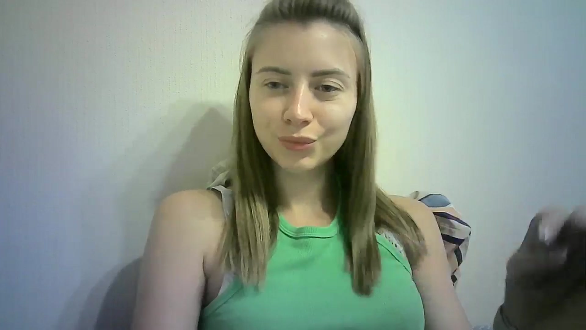 Gallery image thumbnail from Sulfate0's myfreecams stream on, 08/26/2024, 11:32 image 16 of 20