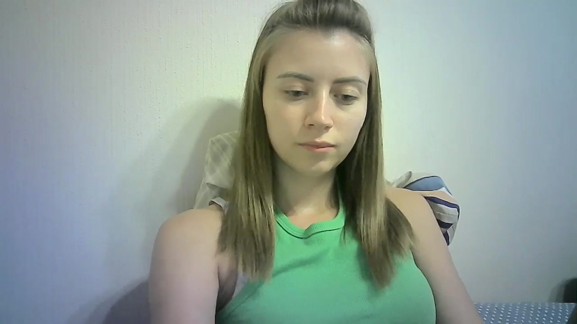 Gallery image thumbnail from Sulfate0's myfreecams stream on, 08/26/2024, 11:32 image 14 of 20