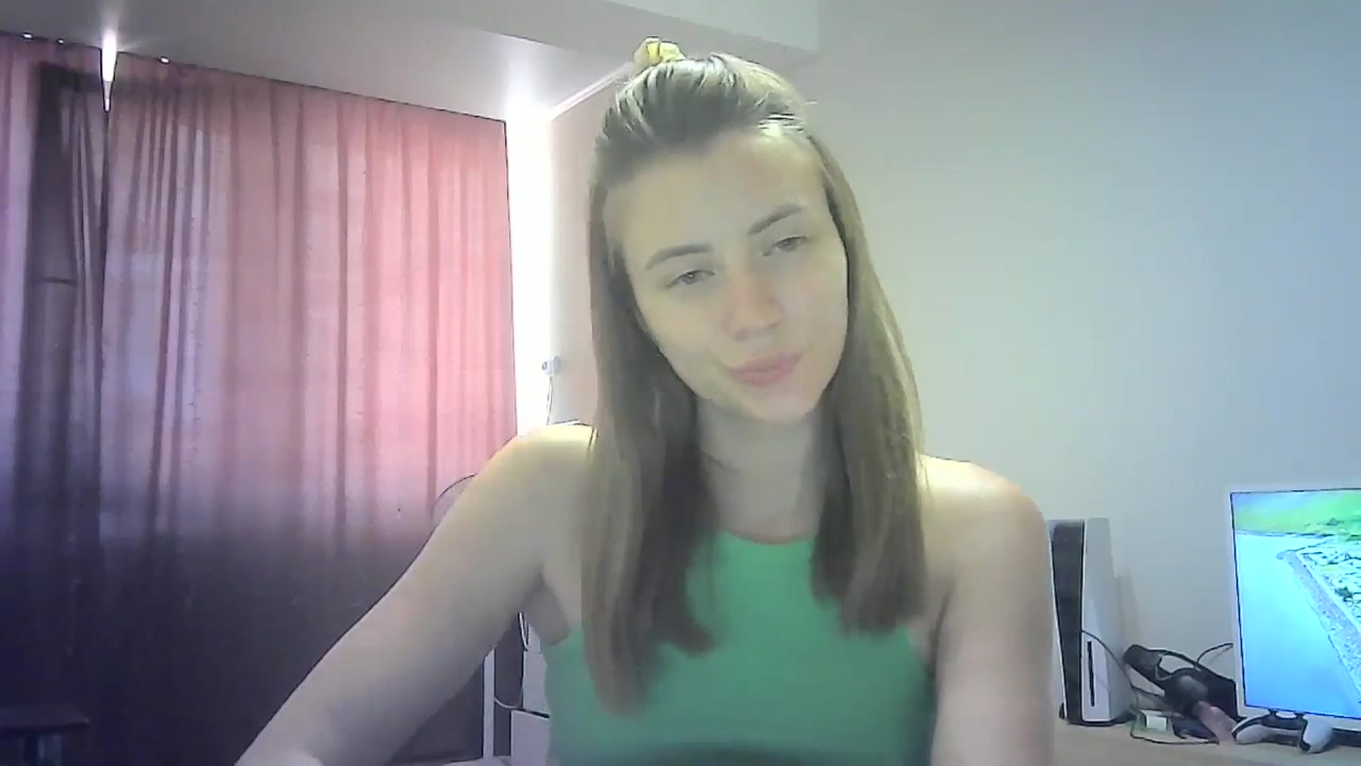 Gallery image thumbnail from Sulfate0's myfreecams stream on, 08/30/2024, 10:35 image 20 of 20