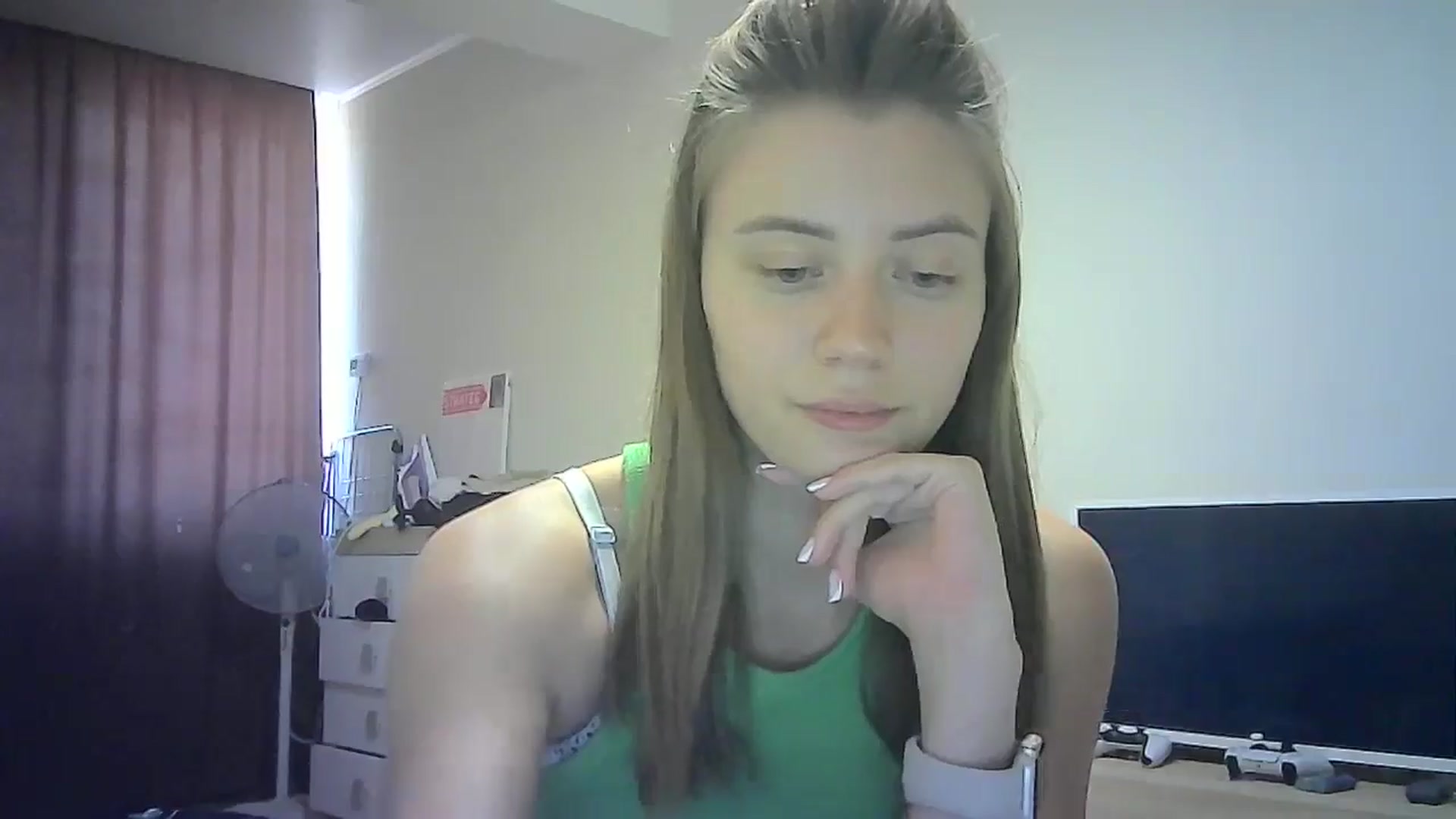Gallery image thumbnail from Sulfate0's myfreecams stream on, 08/30/2024, 11:12 image 15 of 20
