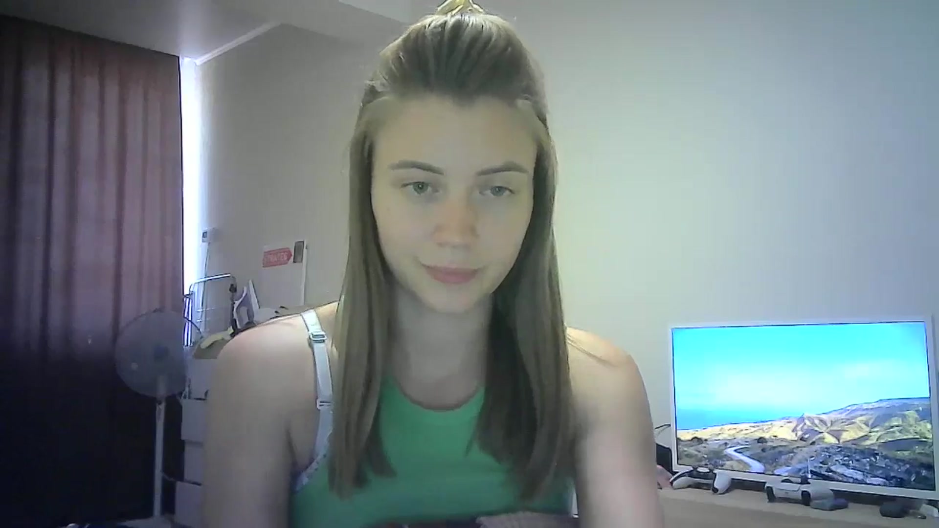 Gallery image thumbnail from Sulfate0's myfreecams stream on, 08/30/2024, 11:12 image 5 of 20