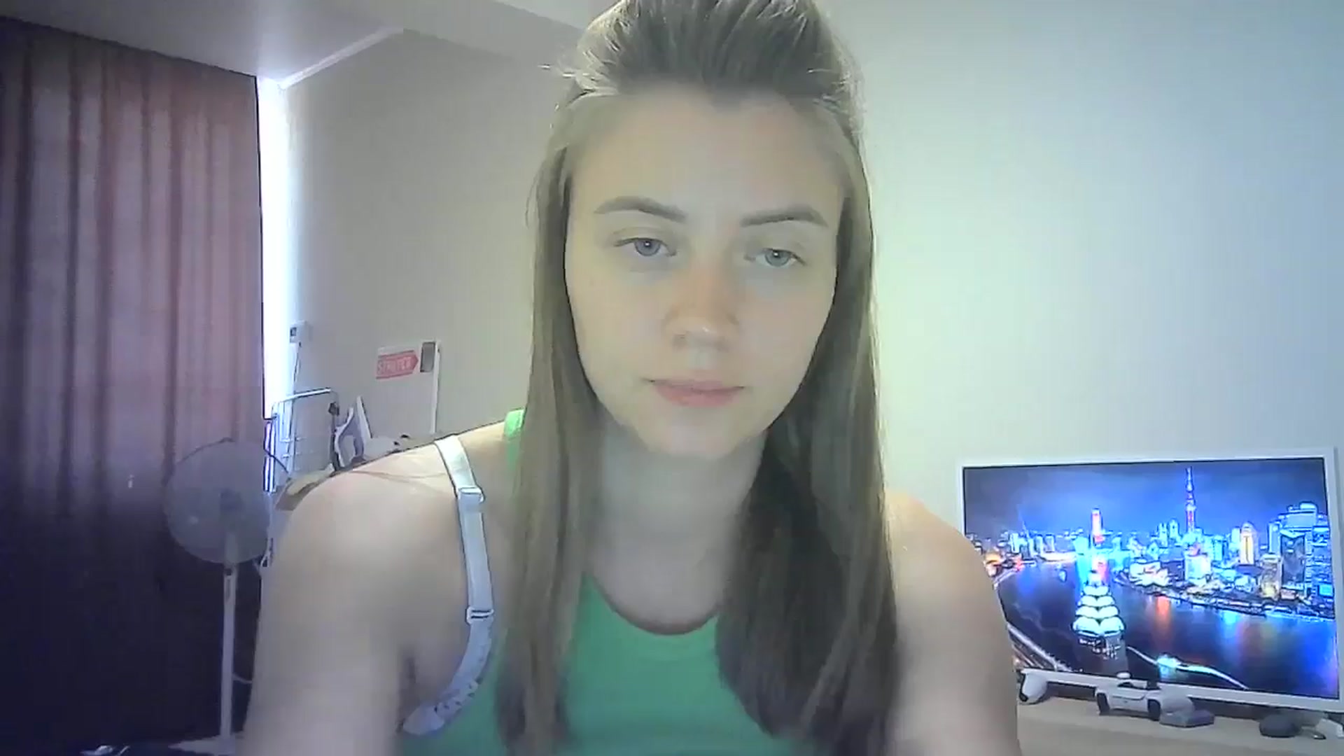 Gallery image thumbnail from Sulfate0's myfreecams stream on, 08/30/2024, 11:12 image 8 of 20
