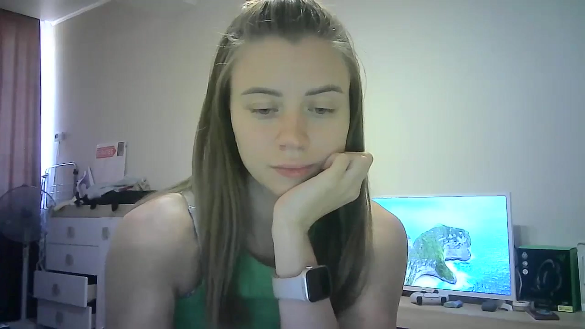 Gallery image thumbnail from Sulfate0's myfreecams stream on, 08/31/2024, 10:53 image 2 of 20
