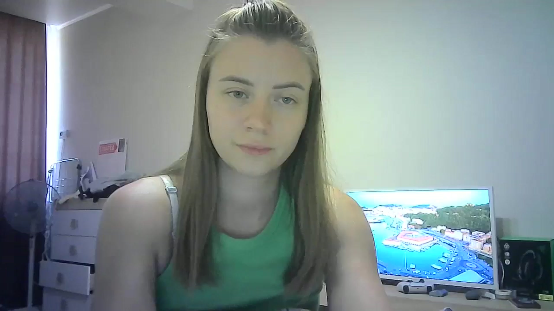 Gallery image thumbnail from Sulfate0's myfreecams stream on, 08/31/2024, 10:53 image 9 of 20