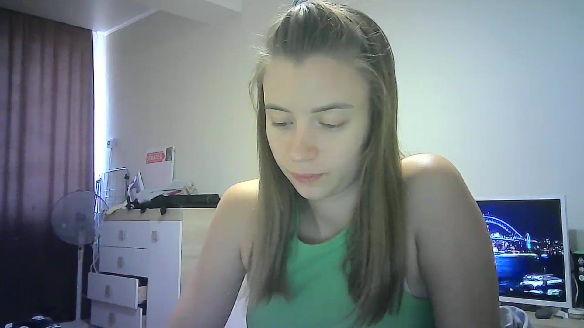 Gallery image thumbnail from Sulfate0's myfreecams stream on, 08/31/2024, 11:07 image 3 of 20