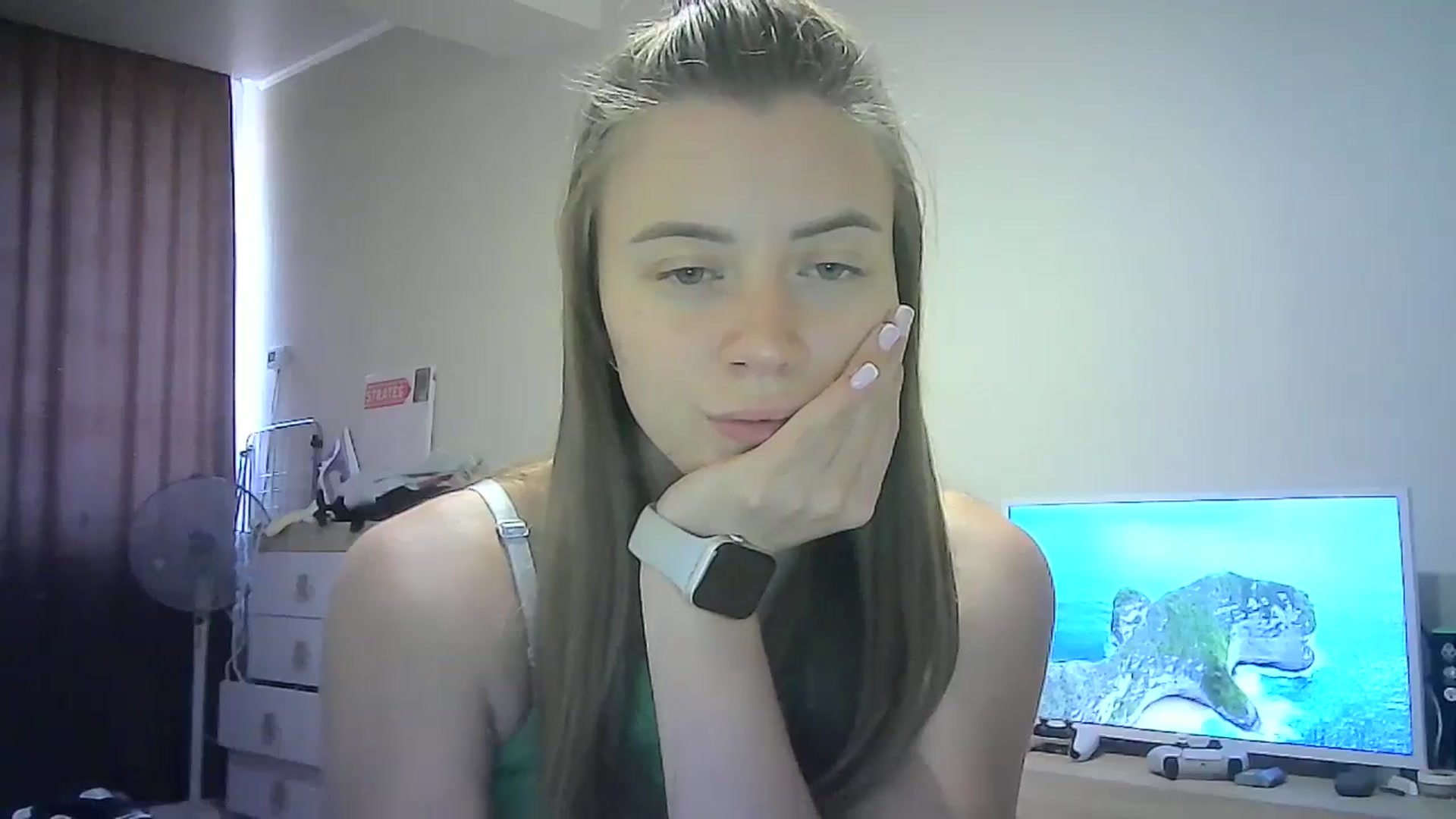 Gallery image thumbnail from Sulfate0's myfreecams stream on, 08/31/2024, 11:07 image 8 of 20