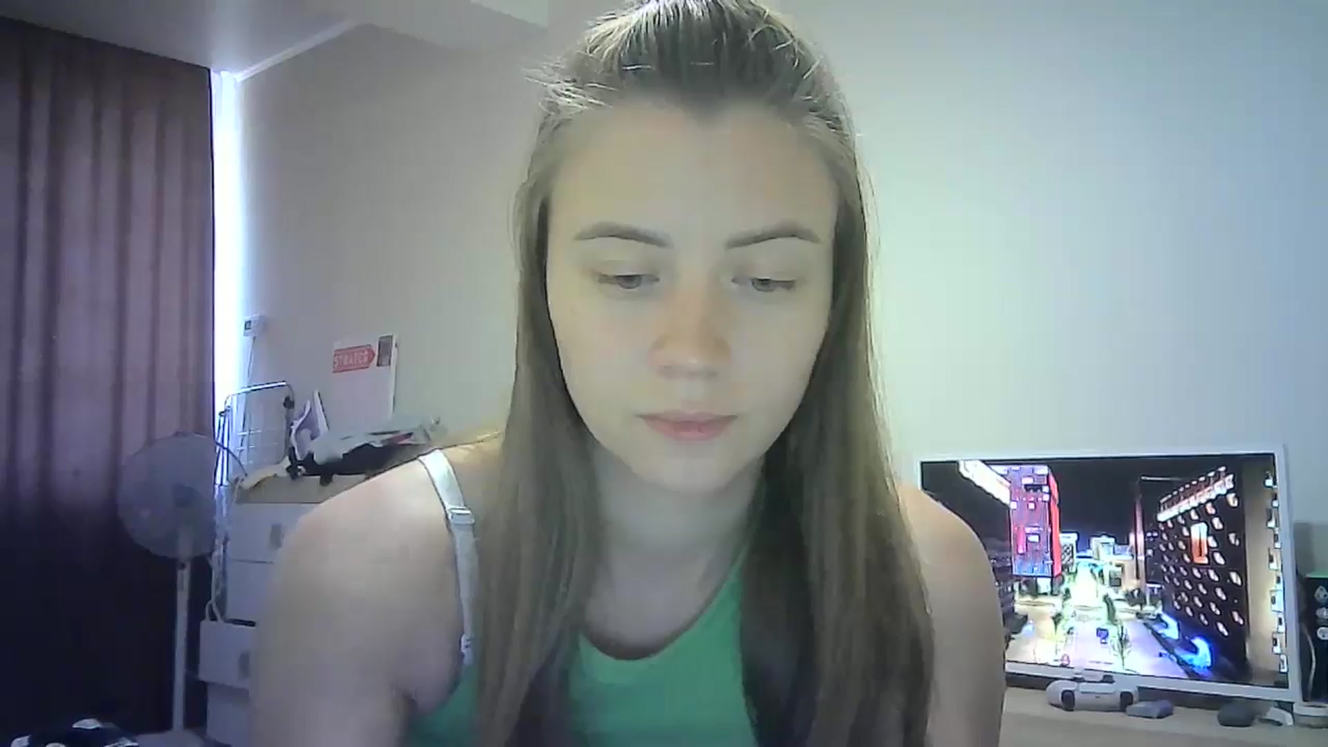 Gallery image thumbnail from Sulfate0's myfreecams stream on, 08/31/2024, 11:07 image 11 of 20