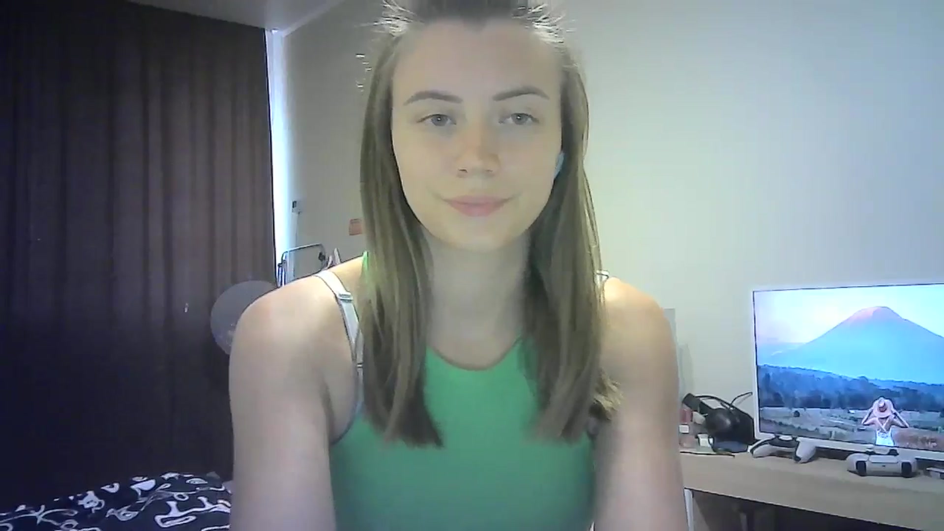 Gallery image thumbnail from Sulfate0's myfreecams stream on, 08/31/2024, 13:39 image 3 of 20