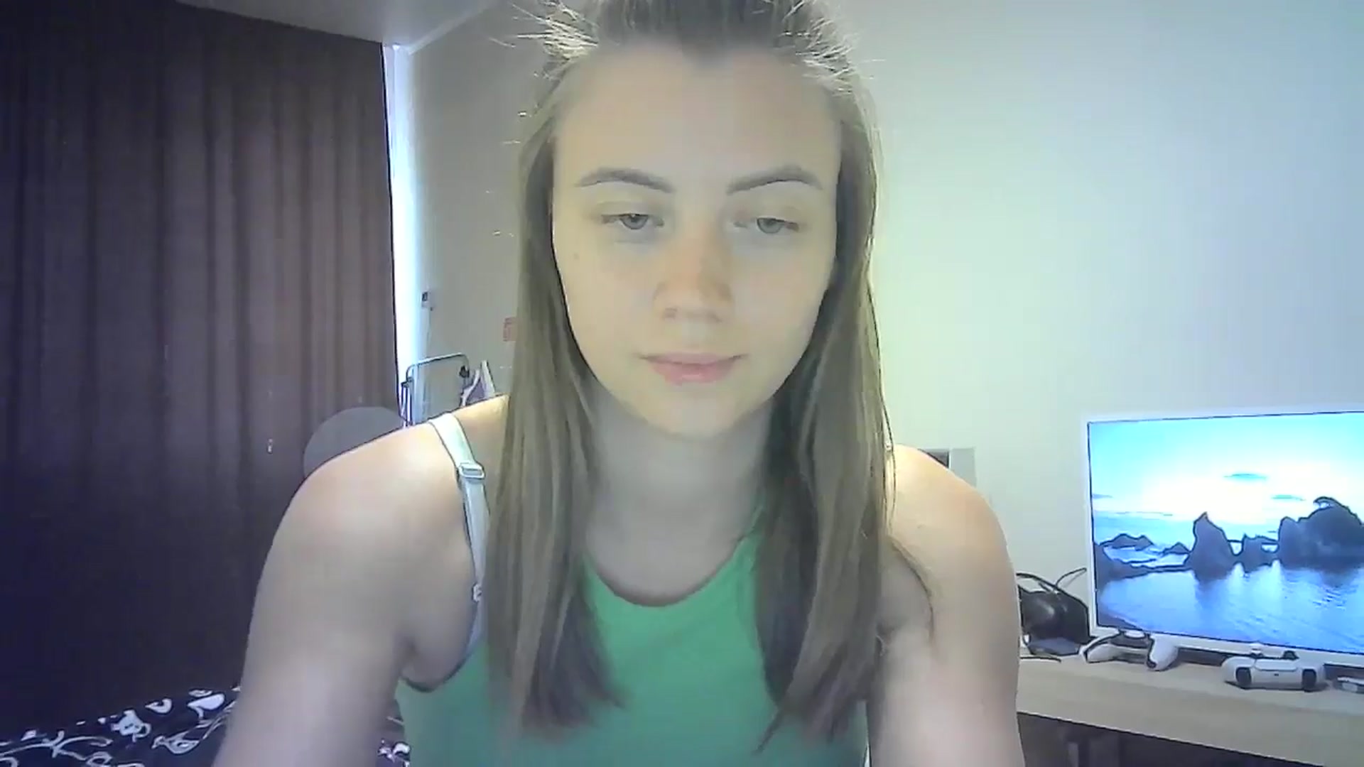 Gallery image thumbnail from Sulfate0's myfreecams stream on, 08/31/2024, 13:39 image 14 of 20