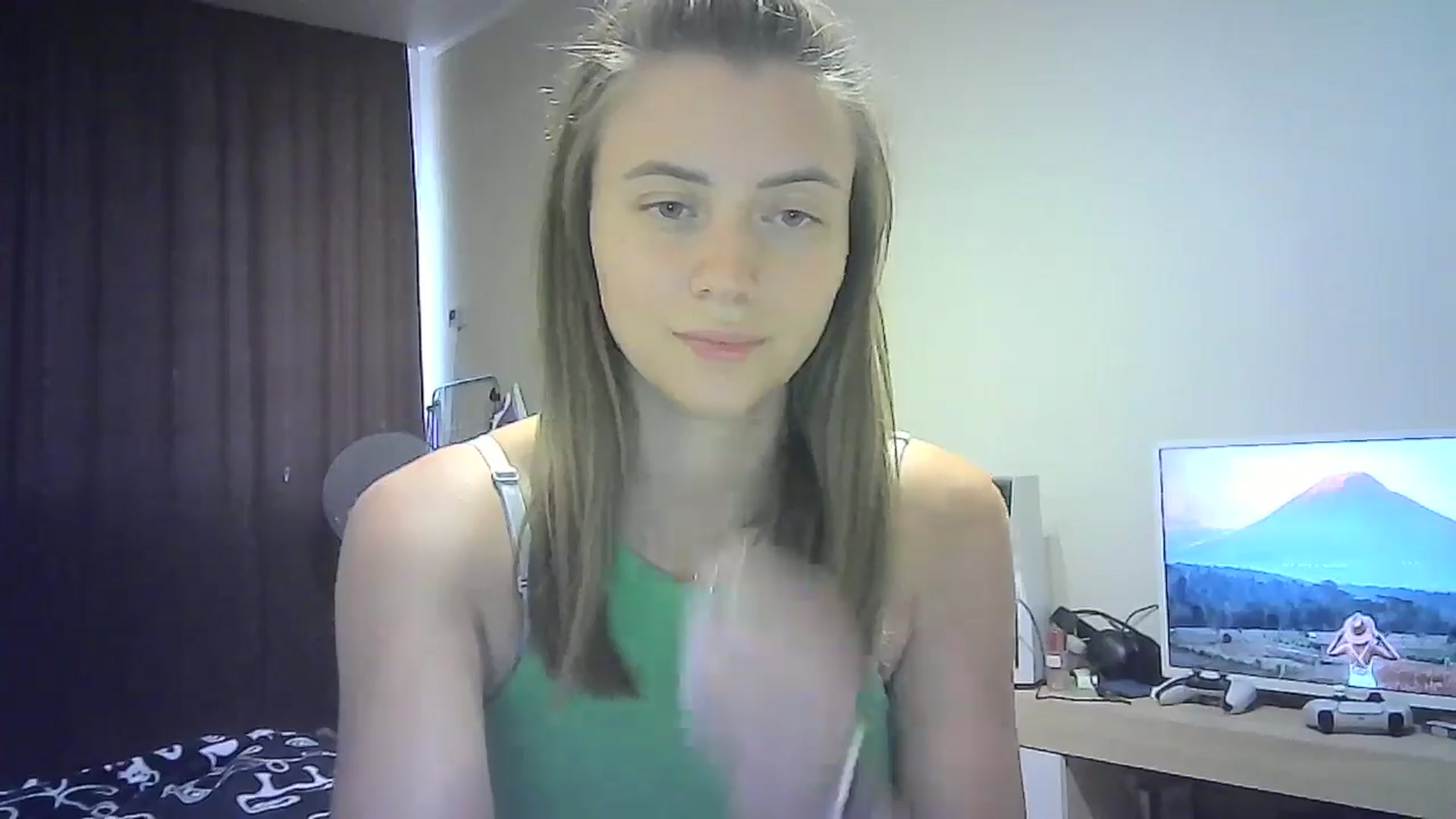 Gallery image thumbnail from Sulfate0's myfreecams stream on, 08/31/2024, 13:39 image 5 of 20