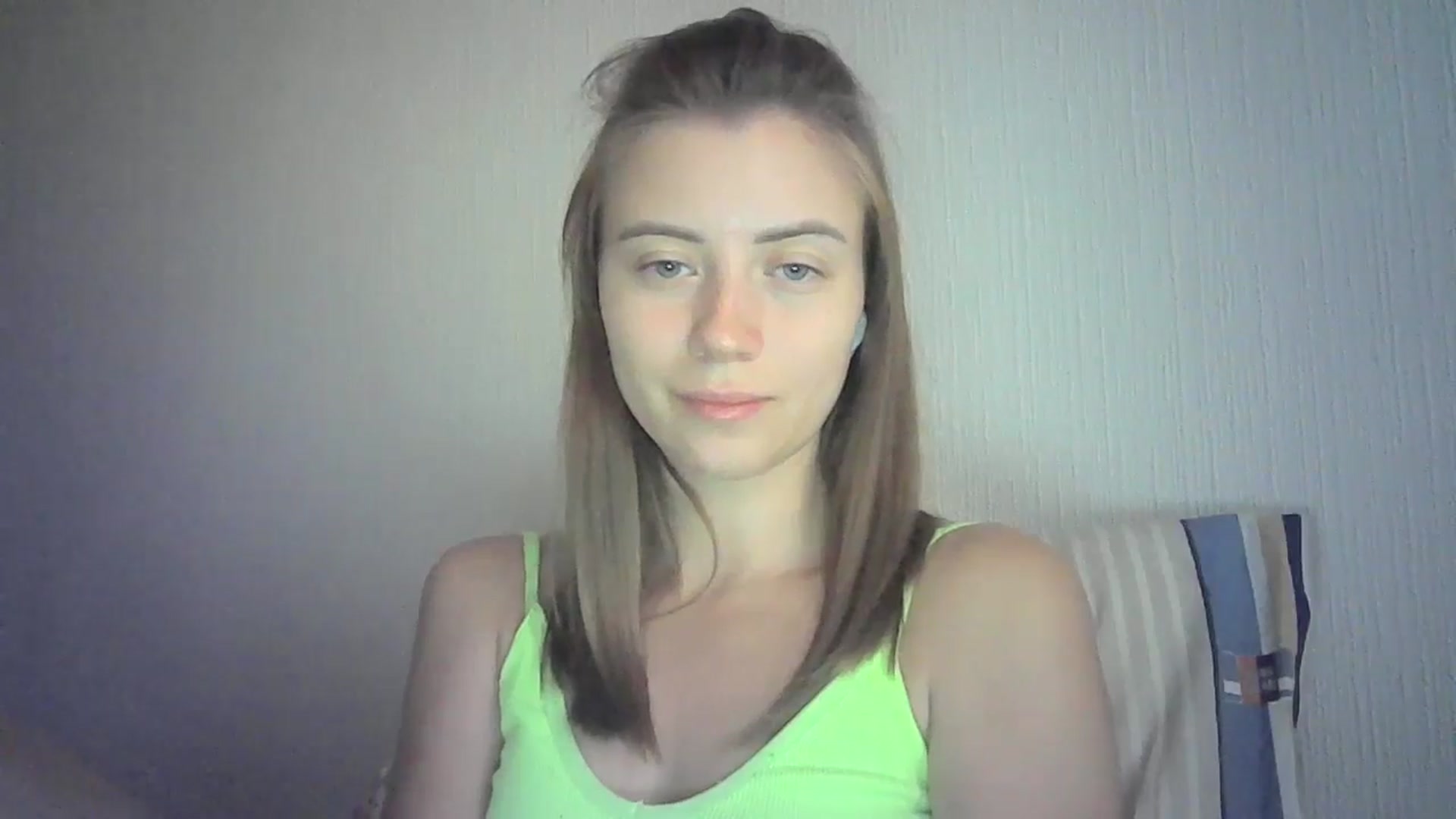 Gallery image thumbnail from Sulfate0's myfreecams stream on, 09/05/2024, 06:15 image 16 of 20