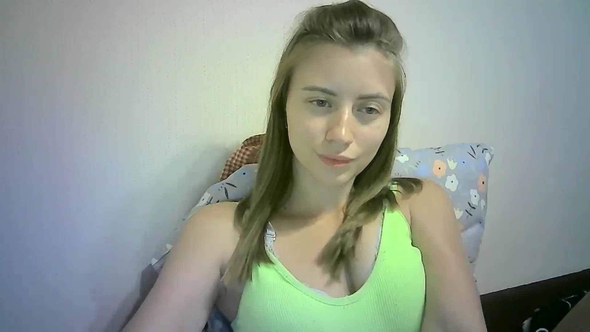 Gallery image thumbnail from Sulfate0's myfreecams stream on, 09/05/2024, 10:04 image 4 of 20