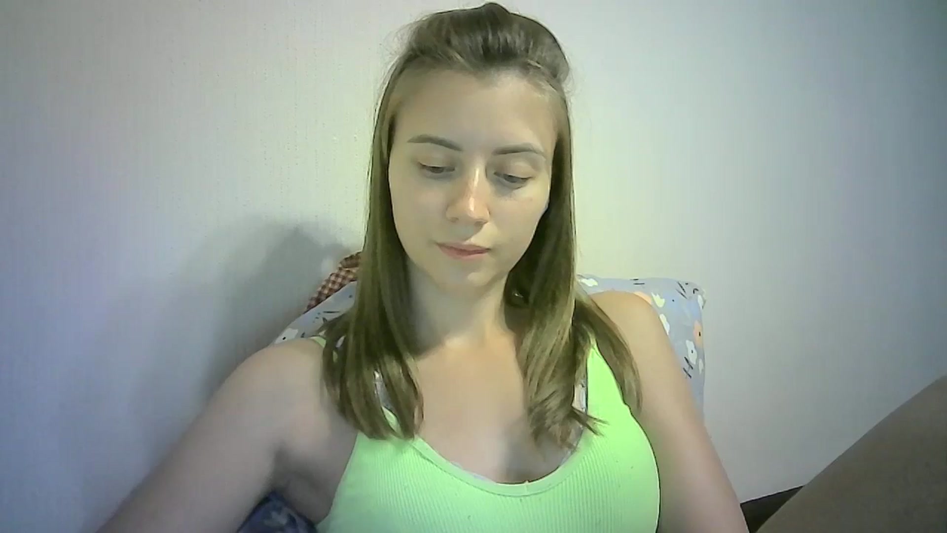 Gallery image thumbnail from Sulfate0's myfreecams stream on, 09/05/2024, 10:04 image 14 of 20