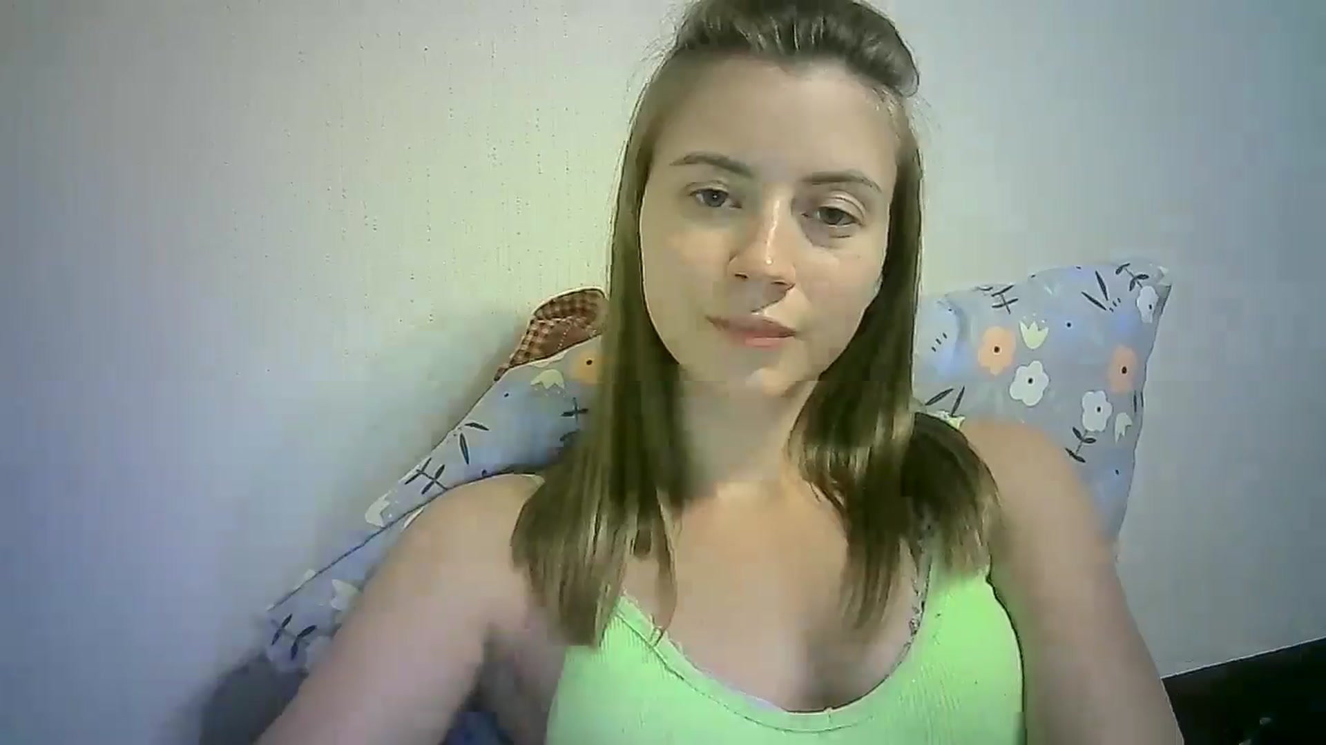 Gallery image thumbnail from Sulfate0's myfreecams stream on, 09/05/2024, 11:40 image 15 of 20