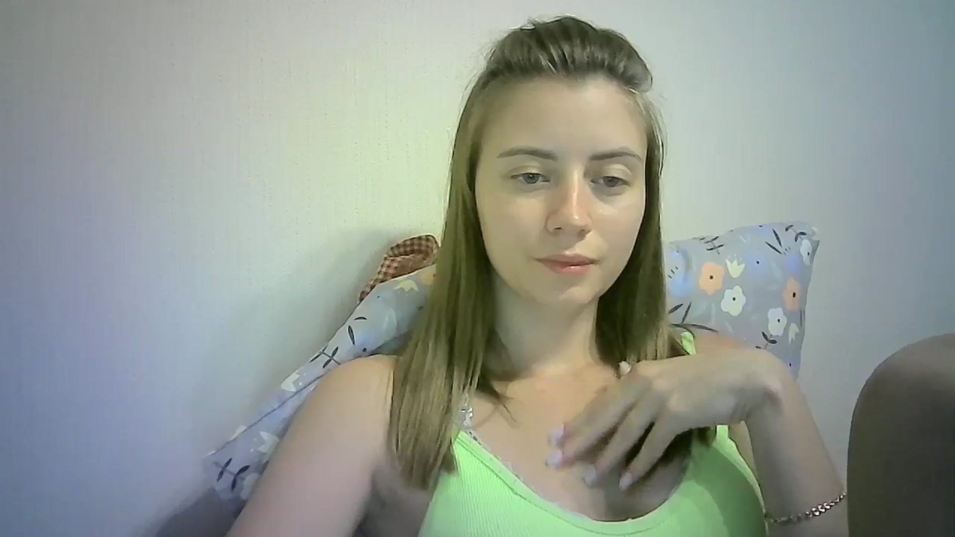 Gallery image thumbnail from Sulfate0's myfreecams stream on, 09/05/2024, 11:40 image 19 of 20