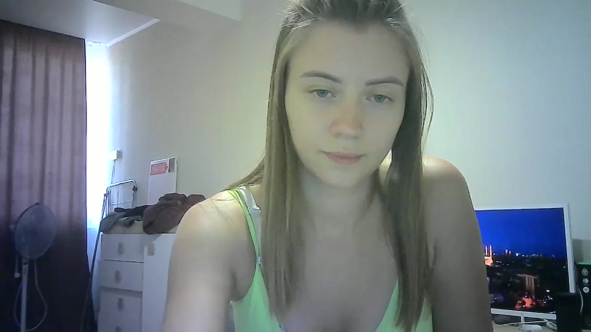 Gallery image thumbnail from Sulfate0's myfreecams stream on, 09/06/2024, 11:58 image 7 of 20