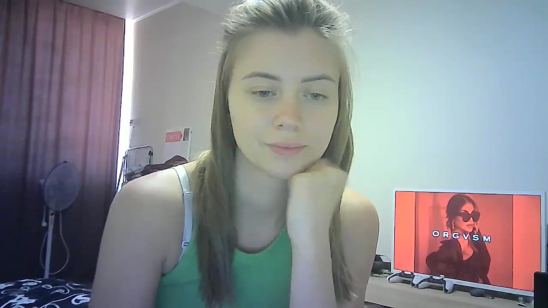 Gallery image thumbnail from Sulfate0's myfreecams stream on, 09/07/2024, 07:47 image 17 of 20
