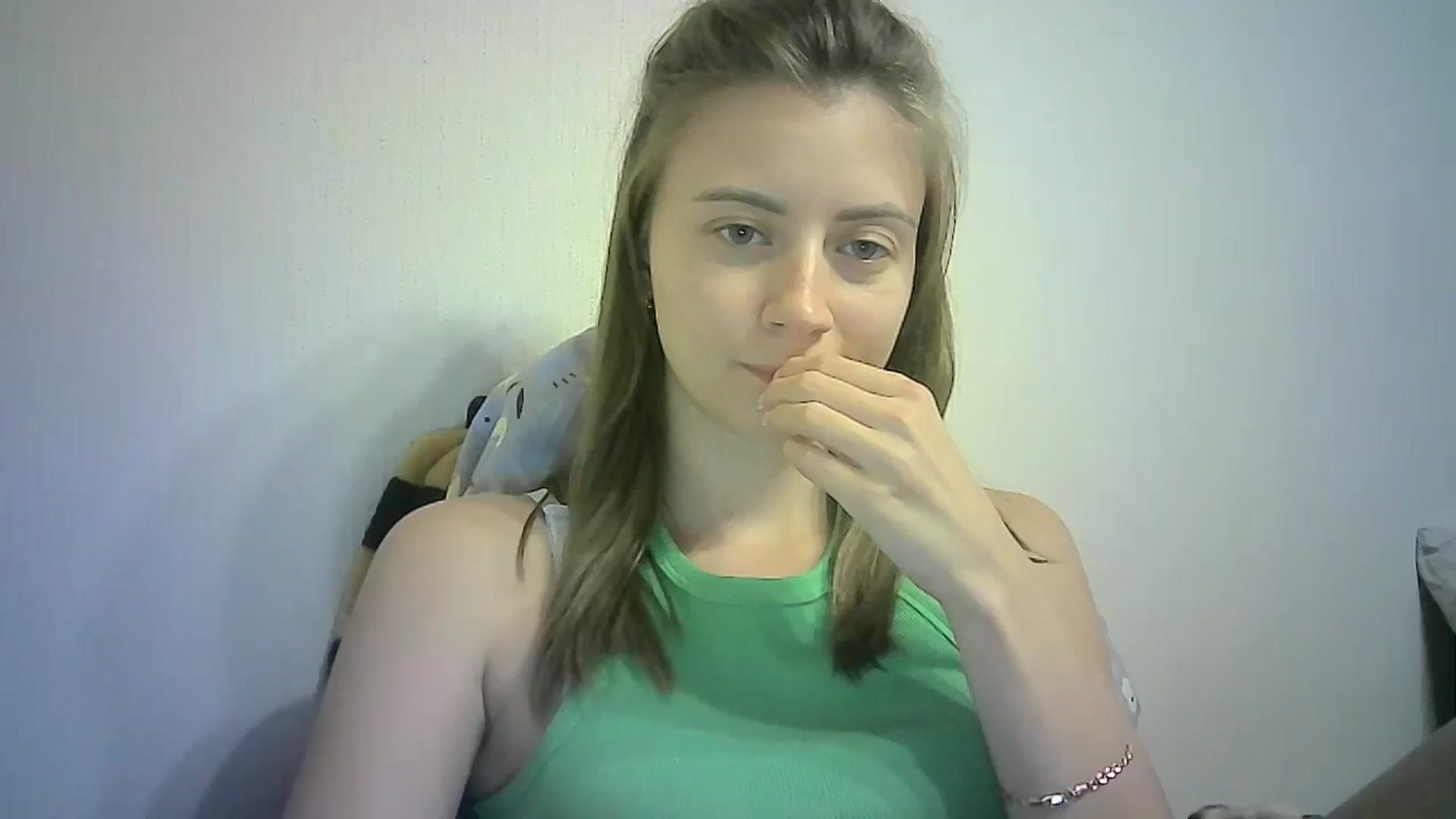 Gallery image thumbnail from Sulfate0's myfreecams stream on, 09/07/2024, 09:56 image 16 of 20
