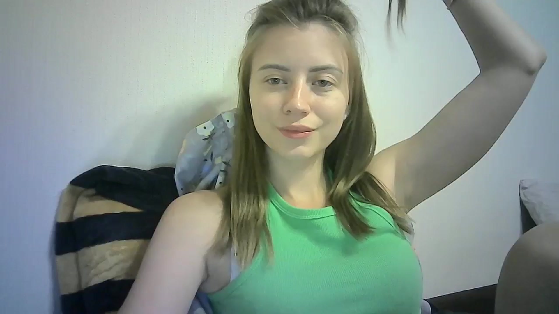 Gallery image thumbnail from Sulfate0's myfreecams stream on, 09/07/2024, 10:55 image 16 of 20