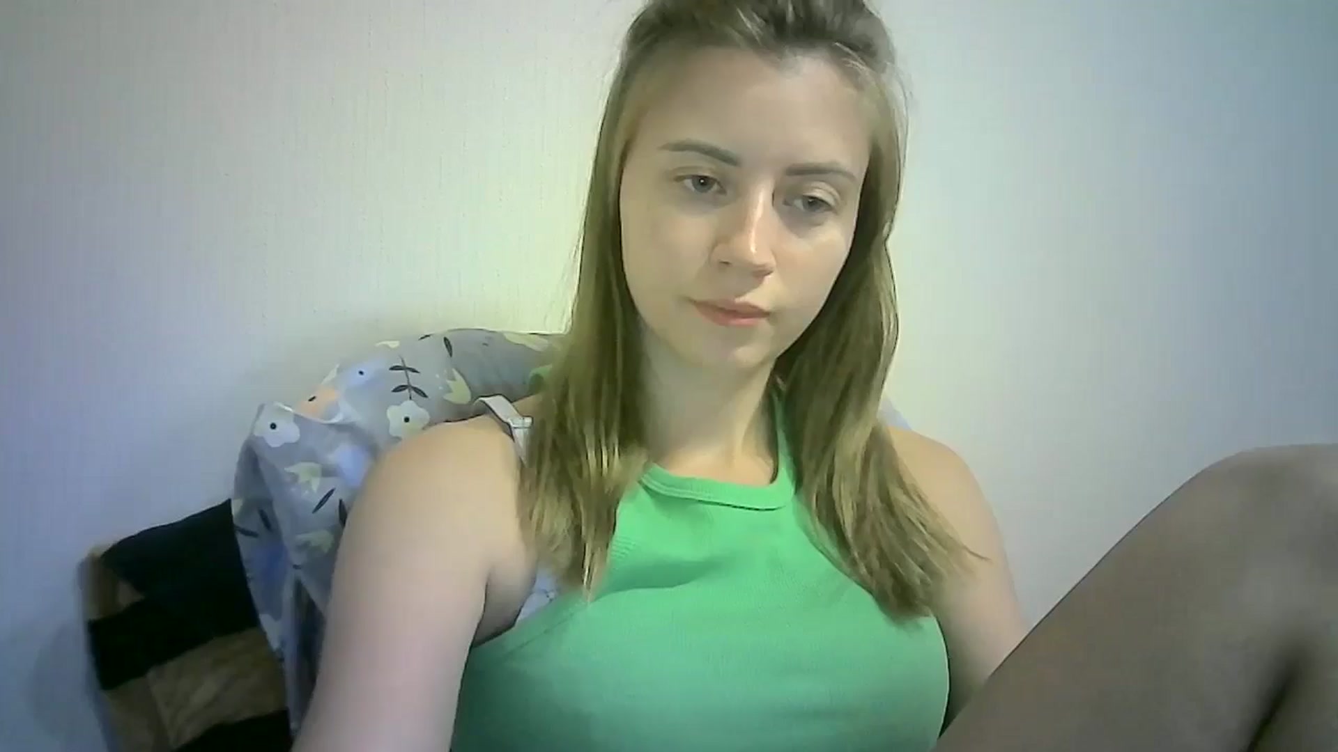 Gallery image thumbnail from Sulfate0's myfreecams stream on, 09/07/2024, 11:18 image 1 of 20