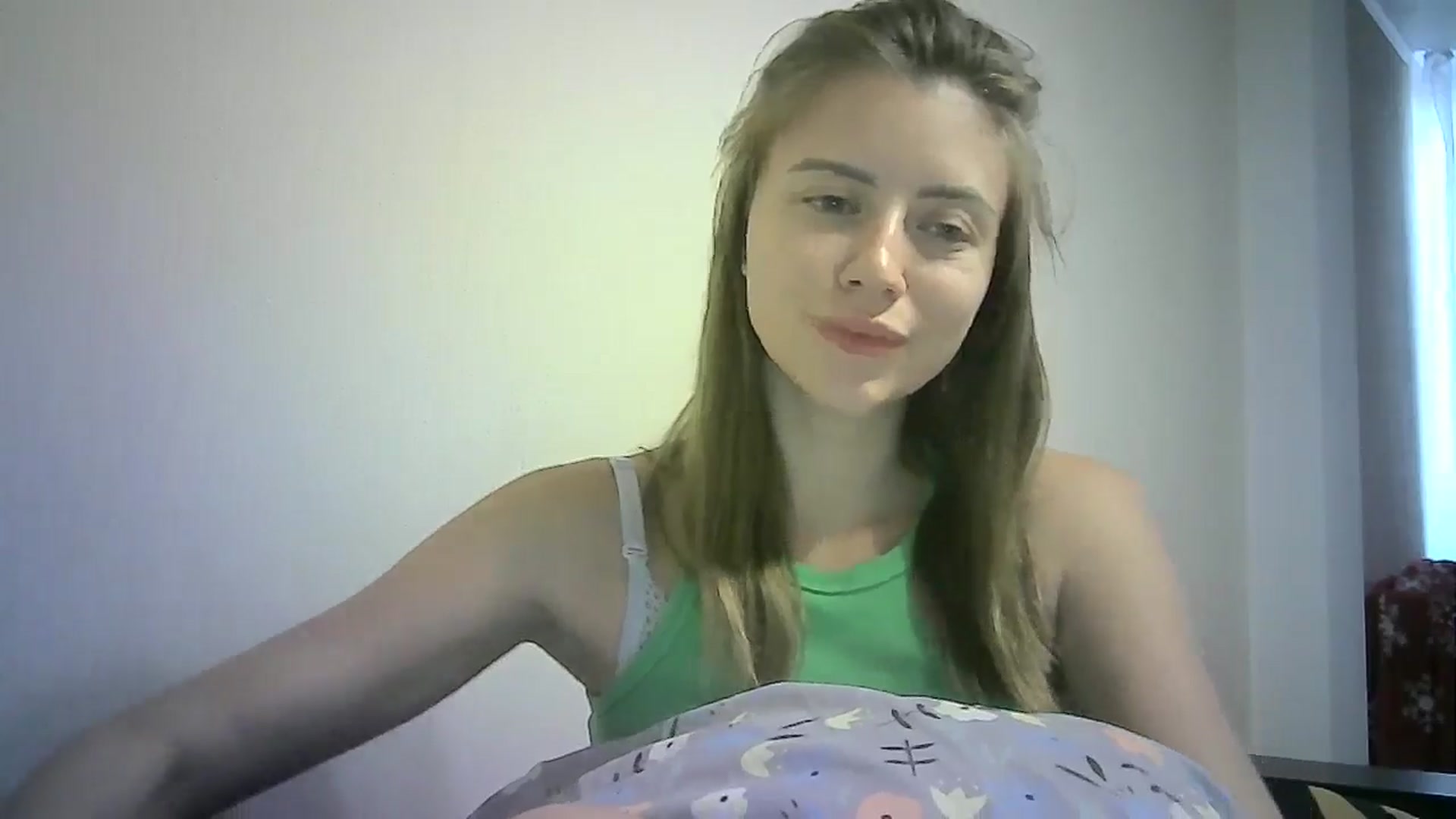 Gallery image thumbnail from Sulfate0's myfreecams stream on, 09/07/2024, 12:08 image 16 of 20