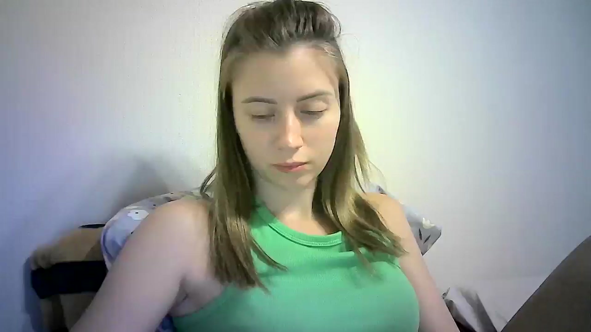 Gallery image thumbnail from Sulfate0's myfreecams stream on, 09/08/2024, 10:46 image 3 of 20