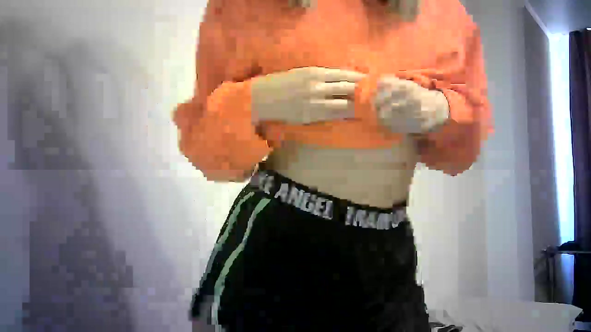Gallery image thumbnail from Sulfate0's myfreecams stream on, 09/09/2024, 07:57 image 19 of 20