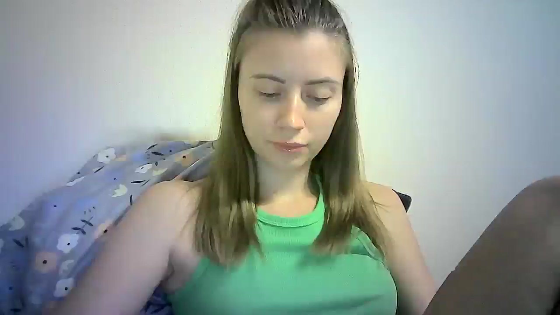 Gallery image thumbnail from Sulfate0's myfreecams stream on, 09/09/2024, 09:40 image 15 of 20