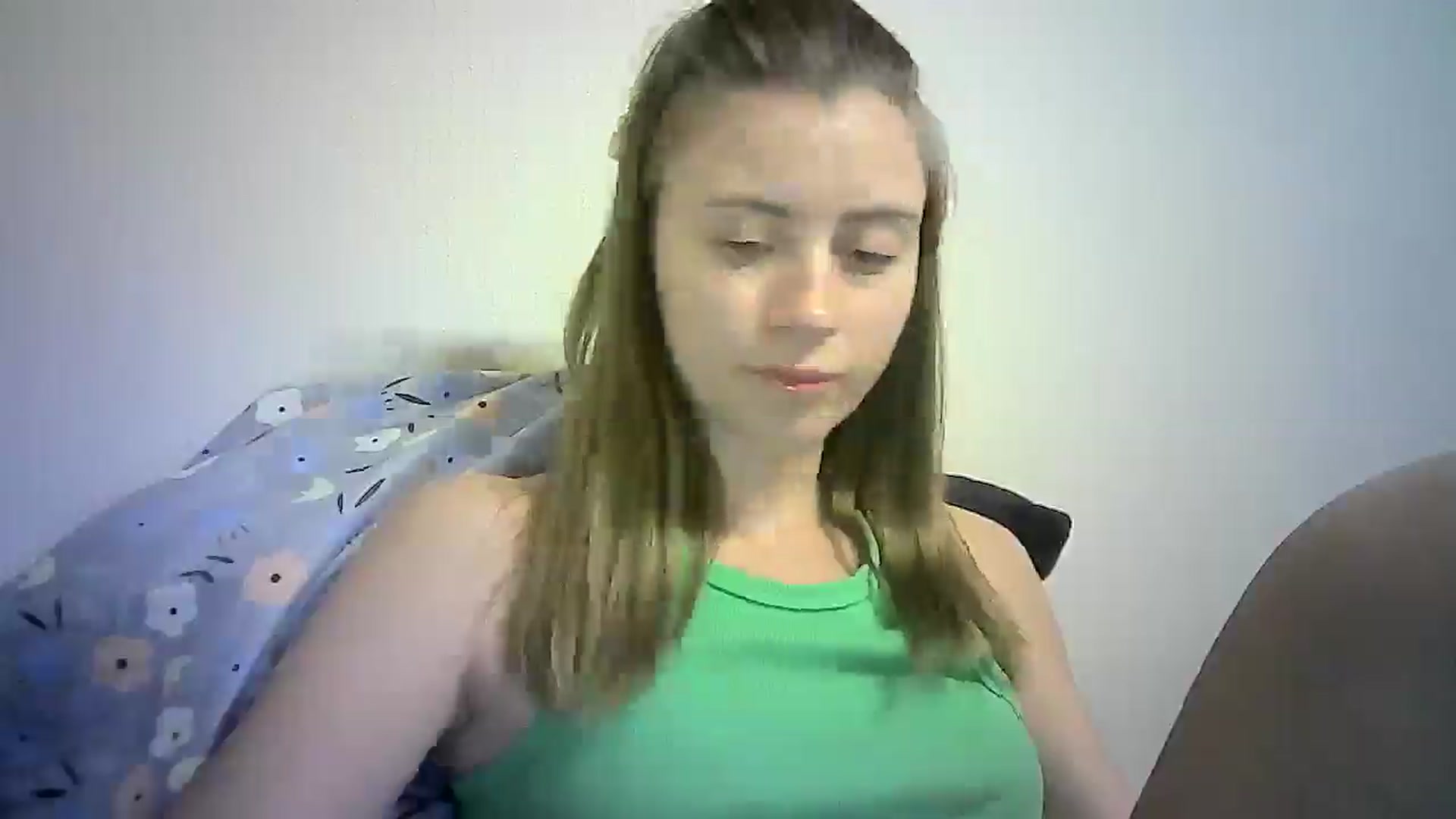 Gallery image thumbnail from Sulfate0's myfreecams stream on, 09/09/2024, 09:40 image 17 of 20