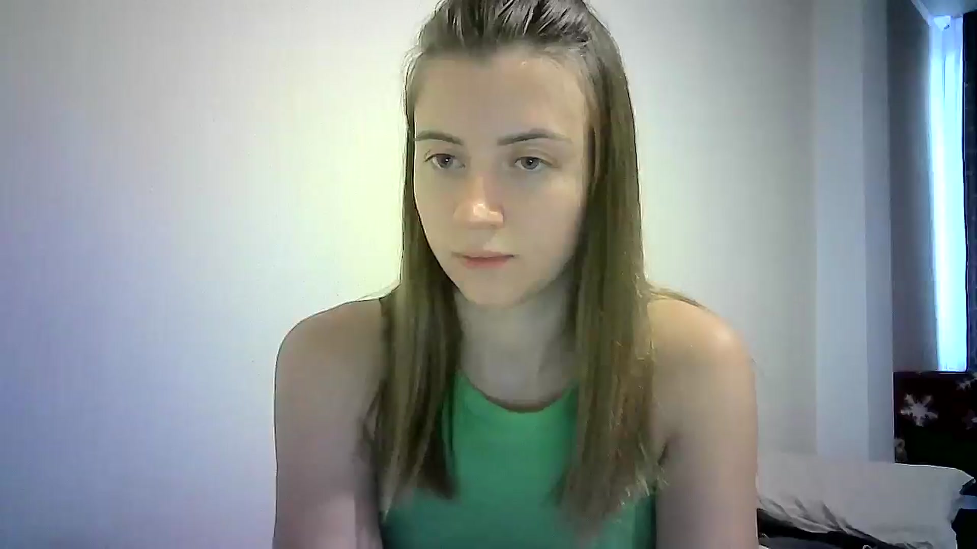 Gallery image thumbnail from Sulfate0's myfreecams stream on, 09/09/2024, 13:34 image 13 of 20