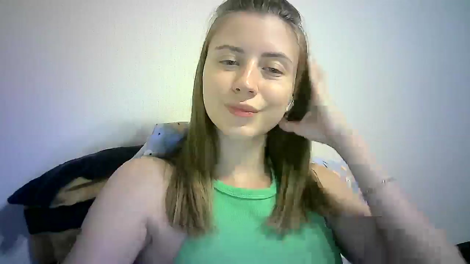 Gallery image thumbnail from Sulfate0's myfreecams stream on, 09/09/2024, 13:34 image 6 of 20