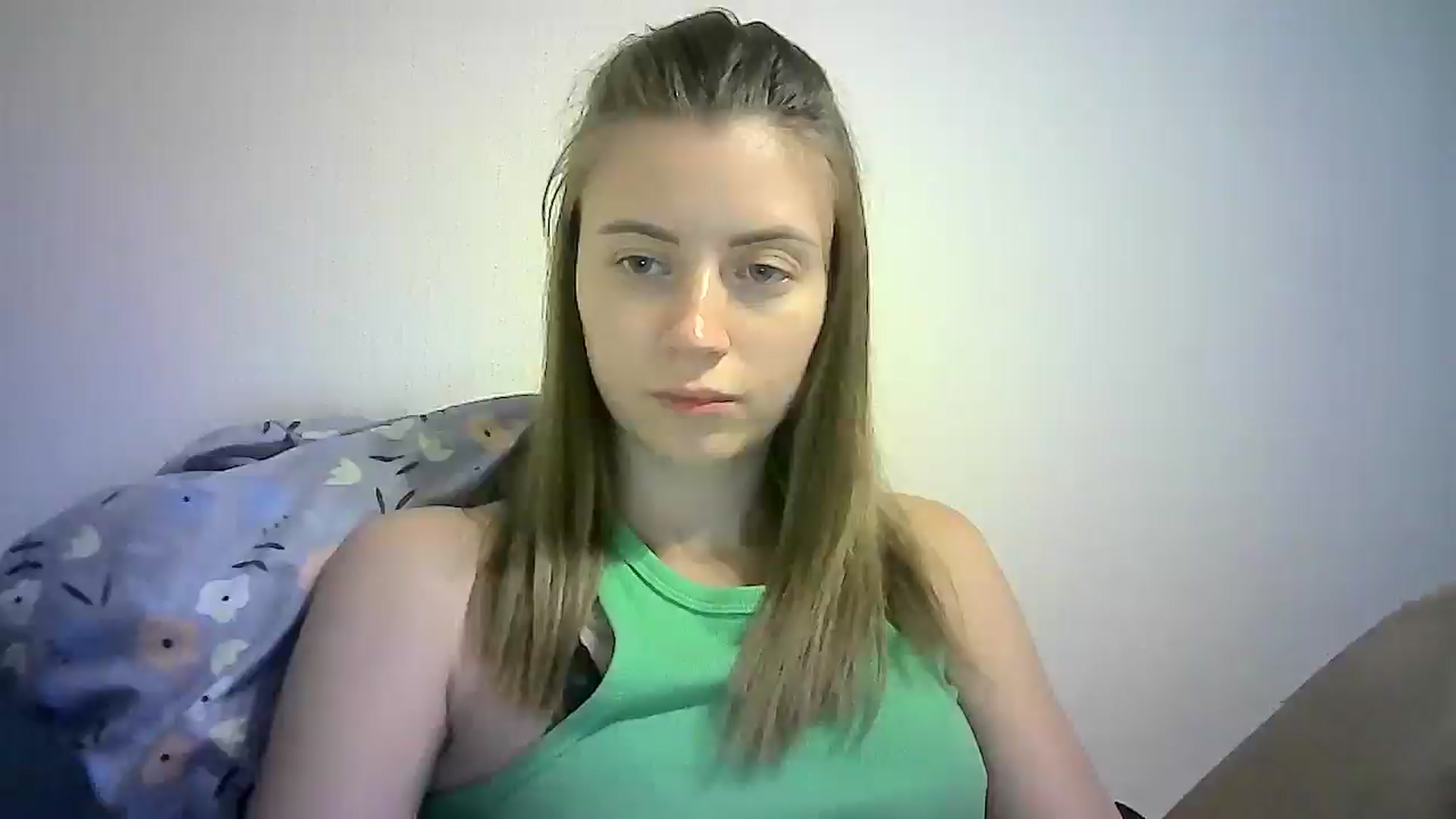 Gallery image thumbnail from Sulfate0's myfreecams stream on, 09/09/2024, 13:34 image 19 of 20