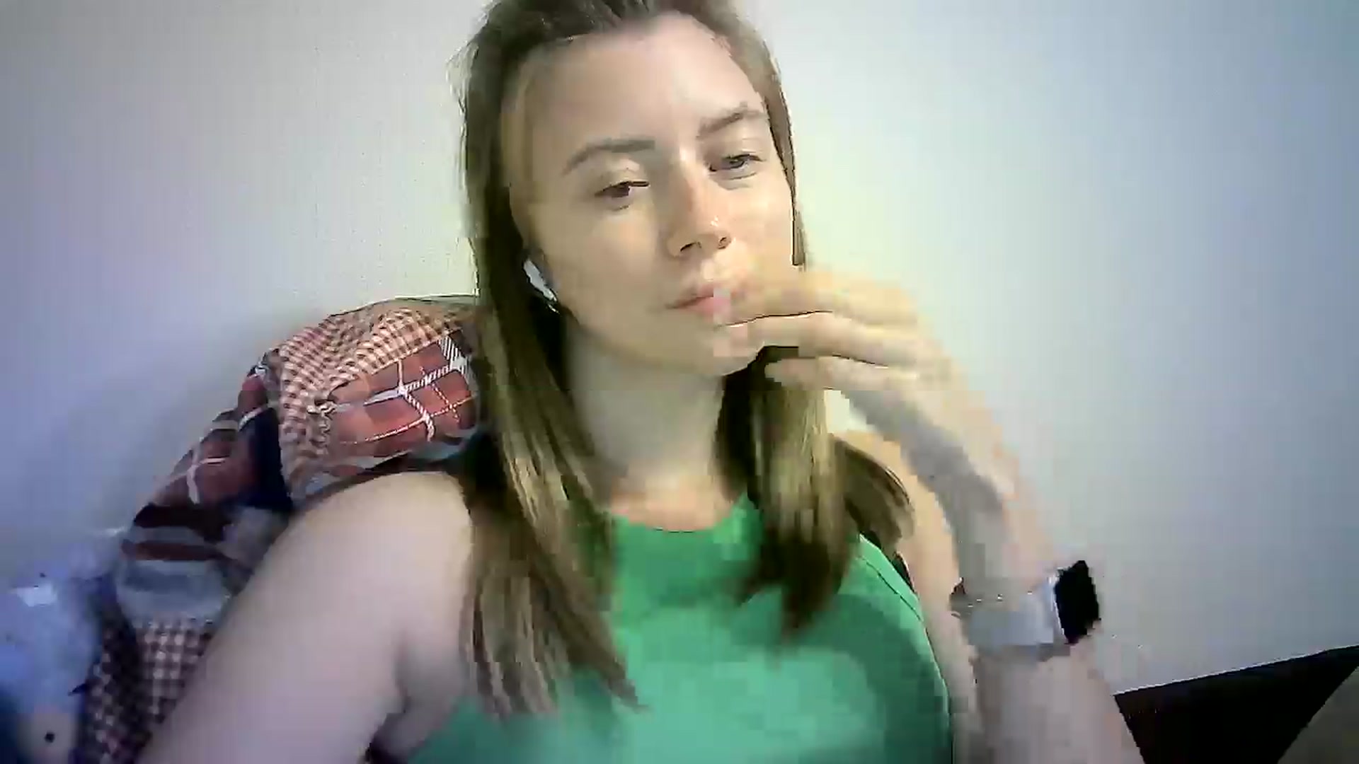 Gallery image thumbnail from Sulfate0's myfreecams stream on, 09/12/2024, 14:50 image 9 of 20
