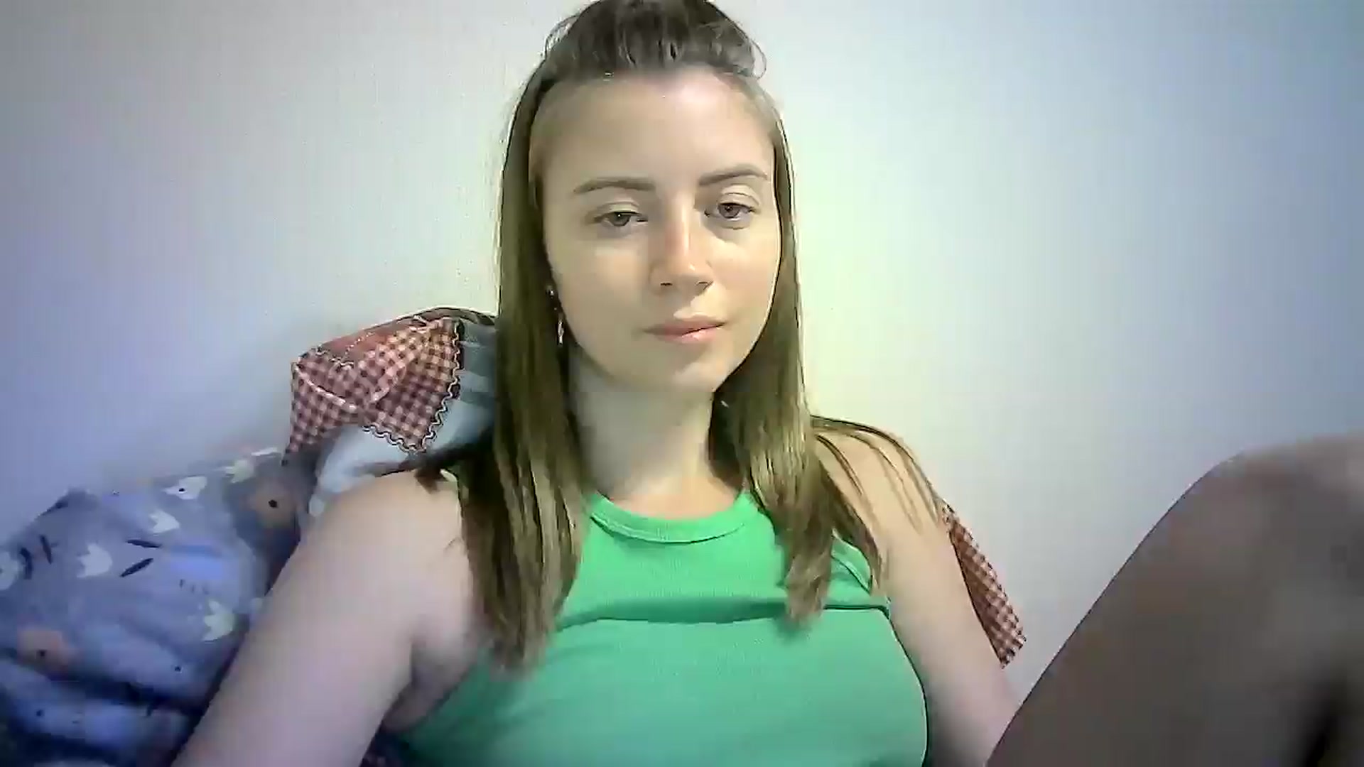 Gallery image thumbnail from Sulfate0's myfreecams stream on, 09/13/2024, 07:24 image 14 of 20