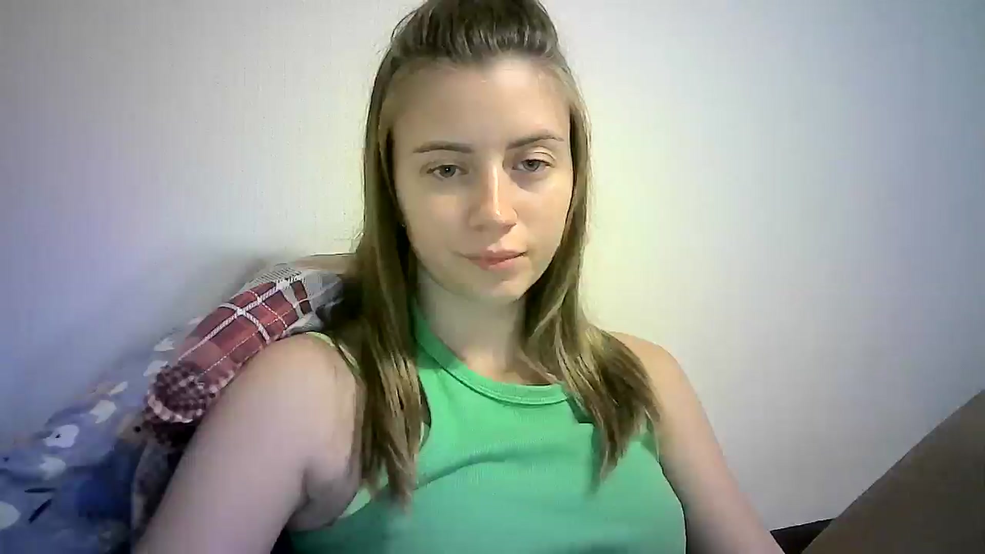 Gallery image thumbnail from Sulfate0's myfreecams stream on, 09/13/2024, 08:44 image 18 of 20