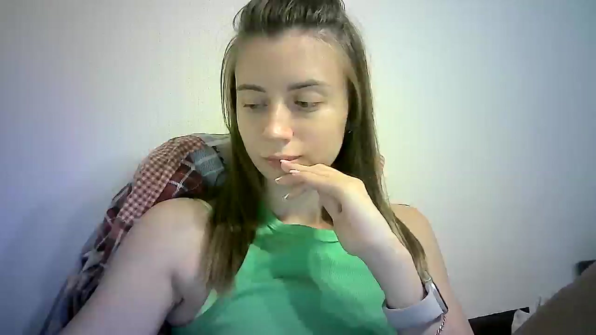 Gallery image thumbnail from Sulfate0's myfreecams stream on, 09/13/2024, 11:42 image 18 of 20