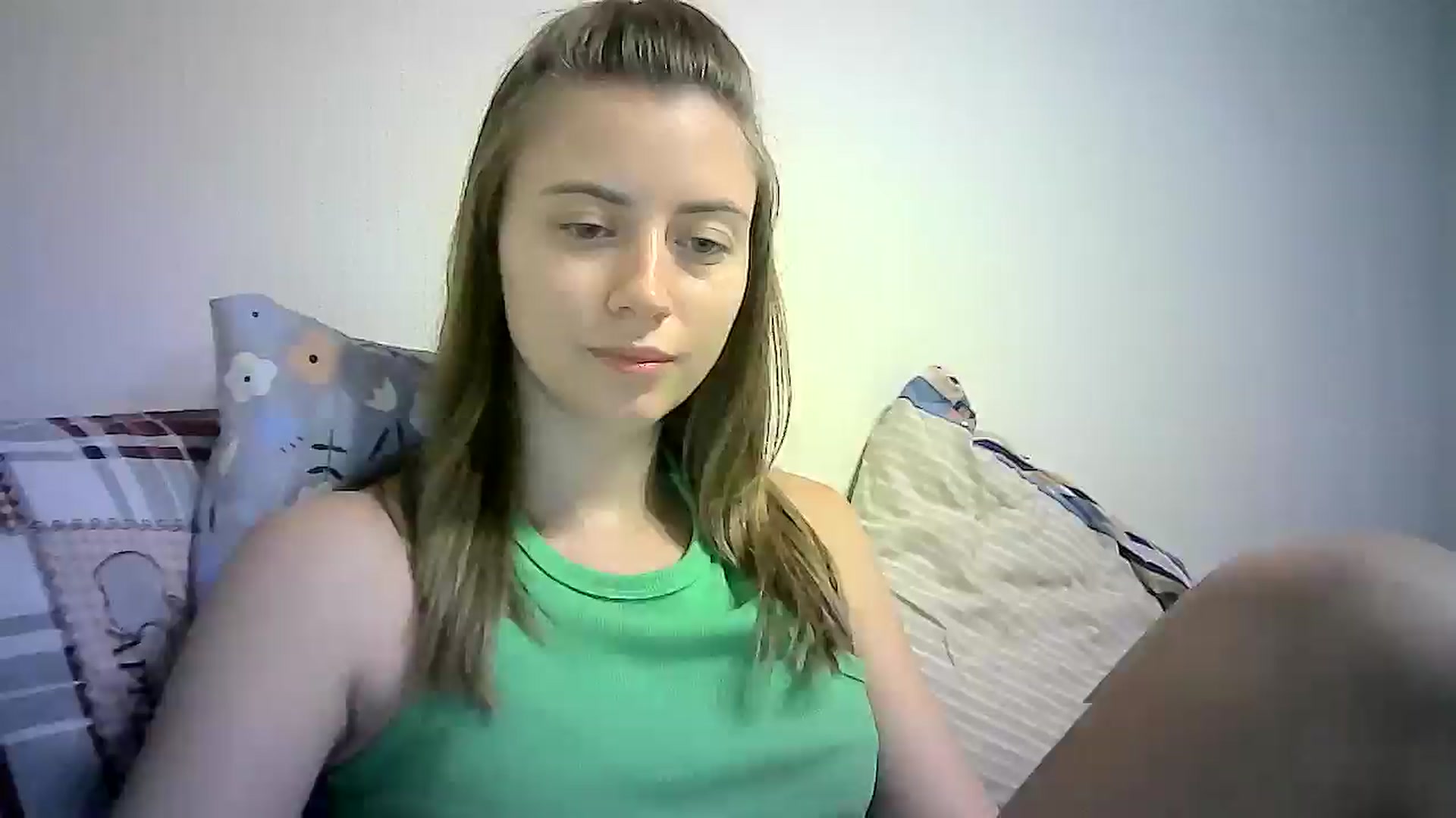 Gallery image thumbnail from Sulfate0's myfreecams stream on, 09/14/2024, 08:15 image 12 of 20