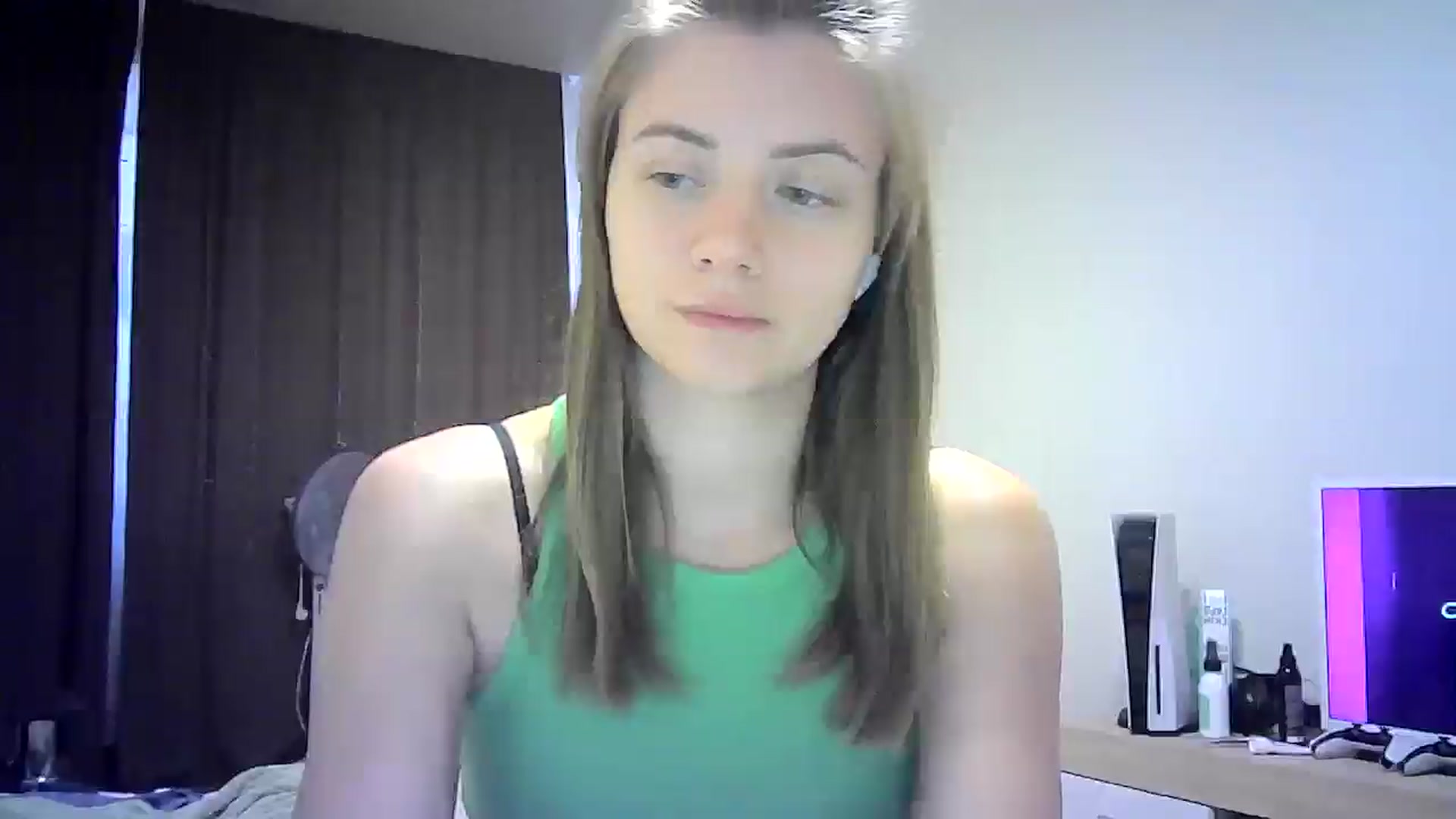 Gallery image thumbnail from Sulfate0's myfreecams stream on, 09/15/2024, 09:00 image 15 of 20
