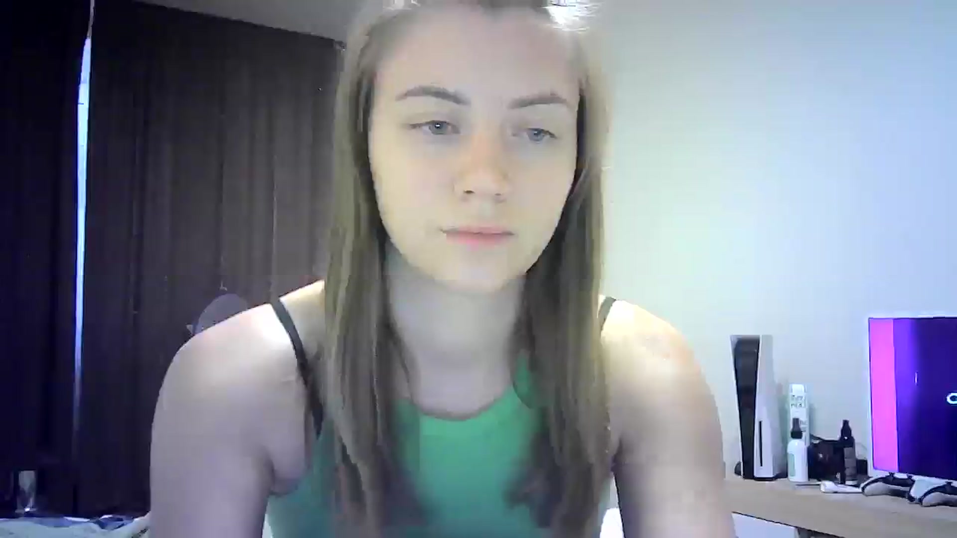 Gallery image thumbnail from Sulfate0's myfreecams stream on, 09/15/2024, 09:00 image 10 of 20