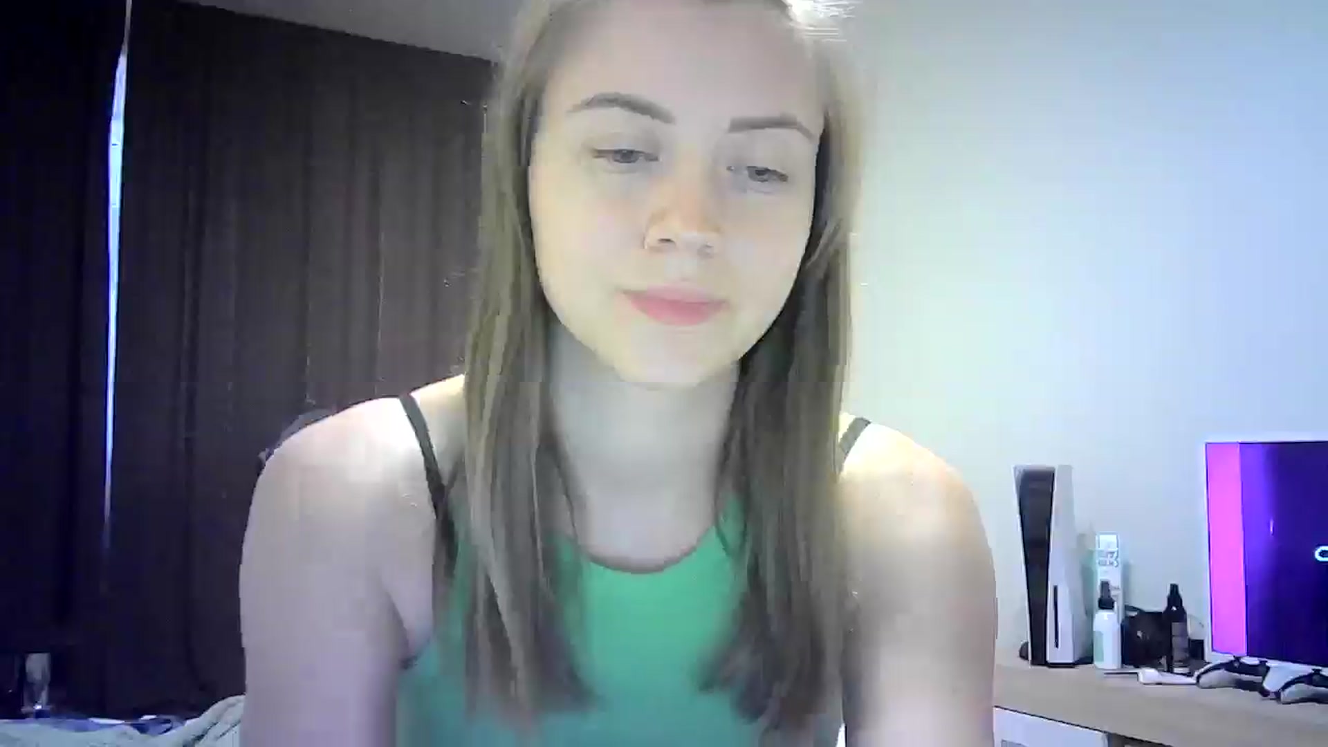 Gallery image thumbnail from Sulfate0's myfreecams stream on, 09/15/2024, 09:00 image 12 of 20